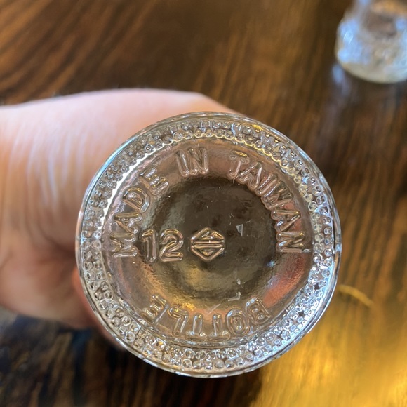 Vintage Set of Glass Spice Bottles - Picture 5 of 7